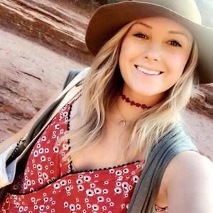 Meet your Posher, Emma